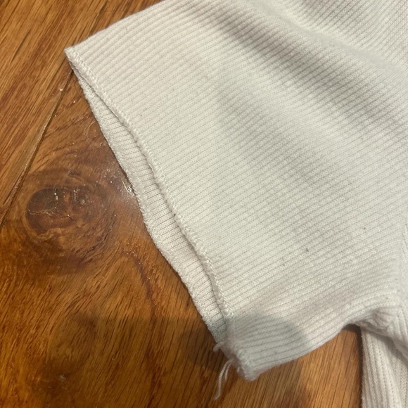 White Button-Up Ribbed Top - Picture 3 of 3
